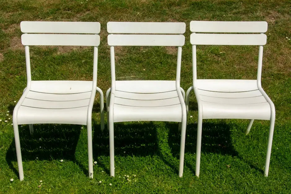 12 Garden Stools That Will Add Functionality and Flair to Your Backyard